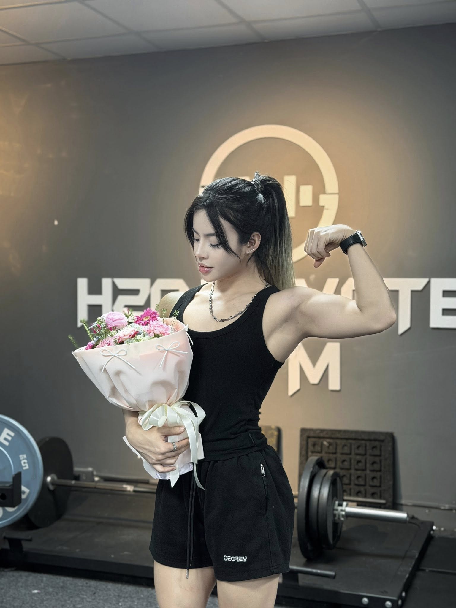 Nữ gymer xinh đẹp trước khi thay đổi