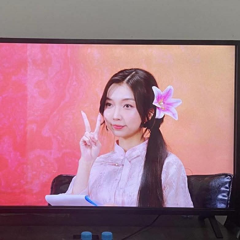 Phong thái tự tin của MC Hoài An