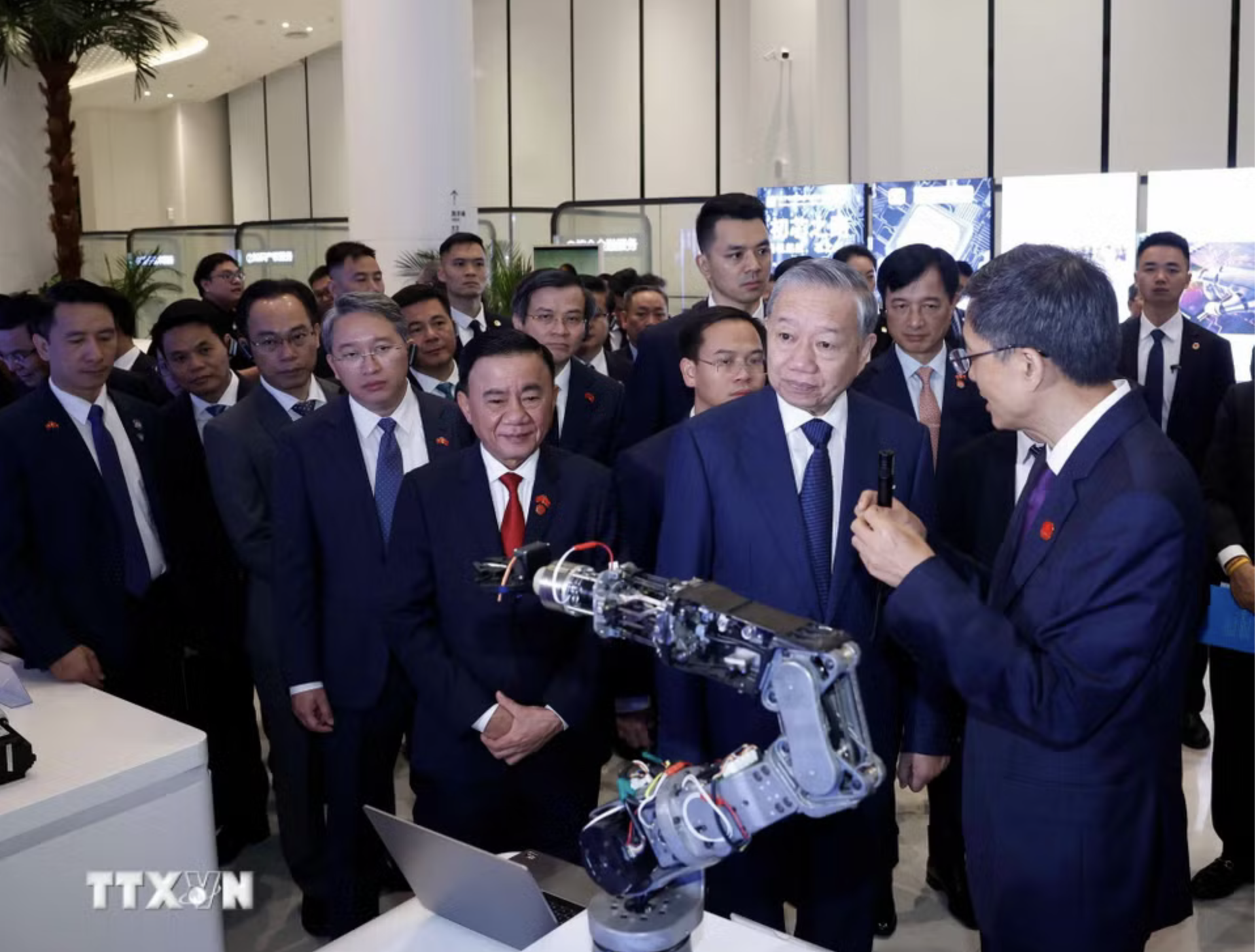 Tổng Bí thư, Chủ tịch nước Tô Lâm