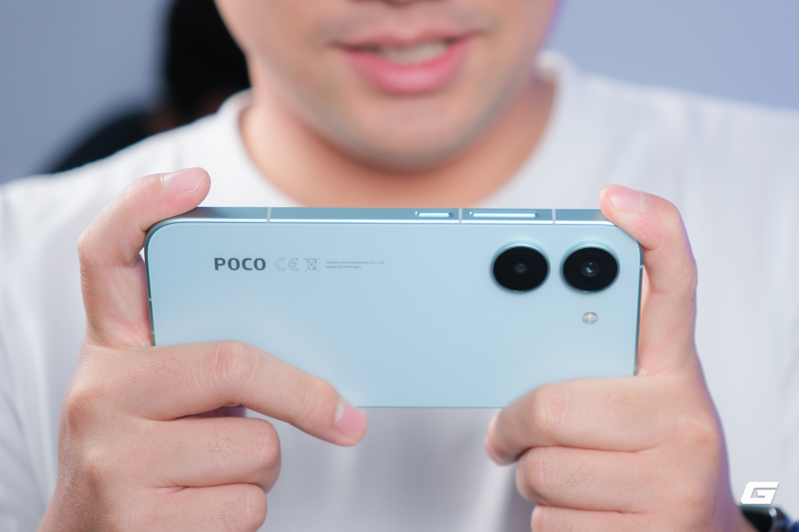 Smartphone tầm trung với thiết kế đẹp và cấu hình mạnh mẽ