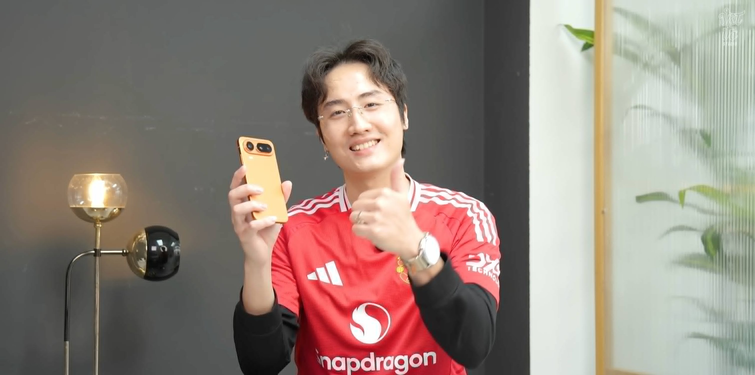 Rương Công Nghệ reviewer điện thoại