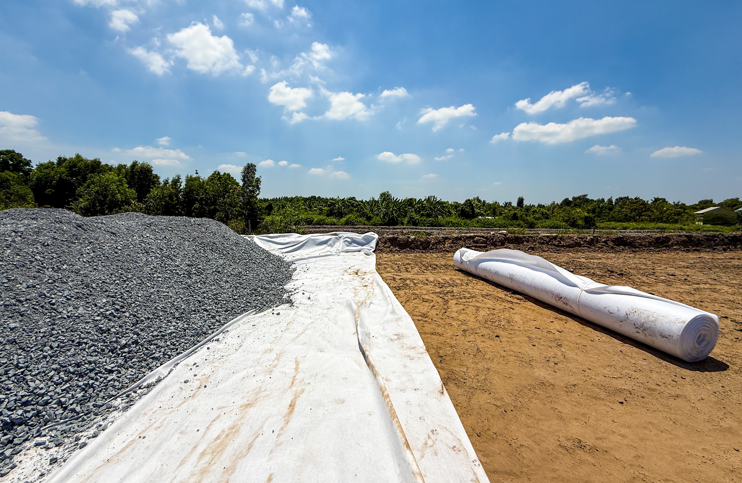 Gói thầu phía tây vành đai 3 TP.HCM ngổn ngang, có đoạn đang đợi gia tải