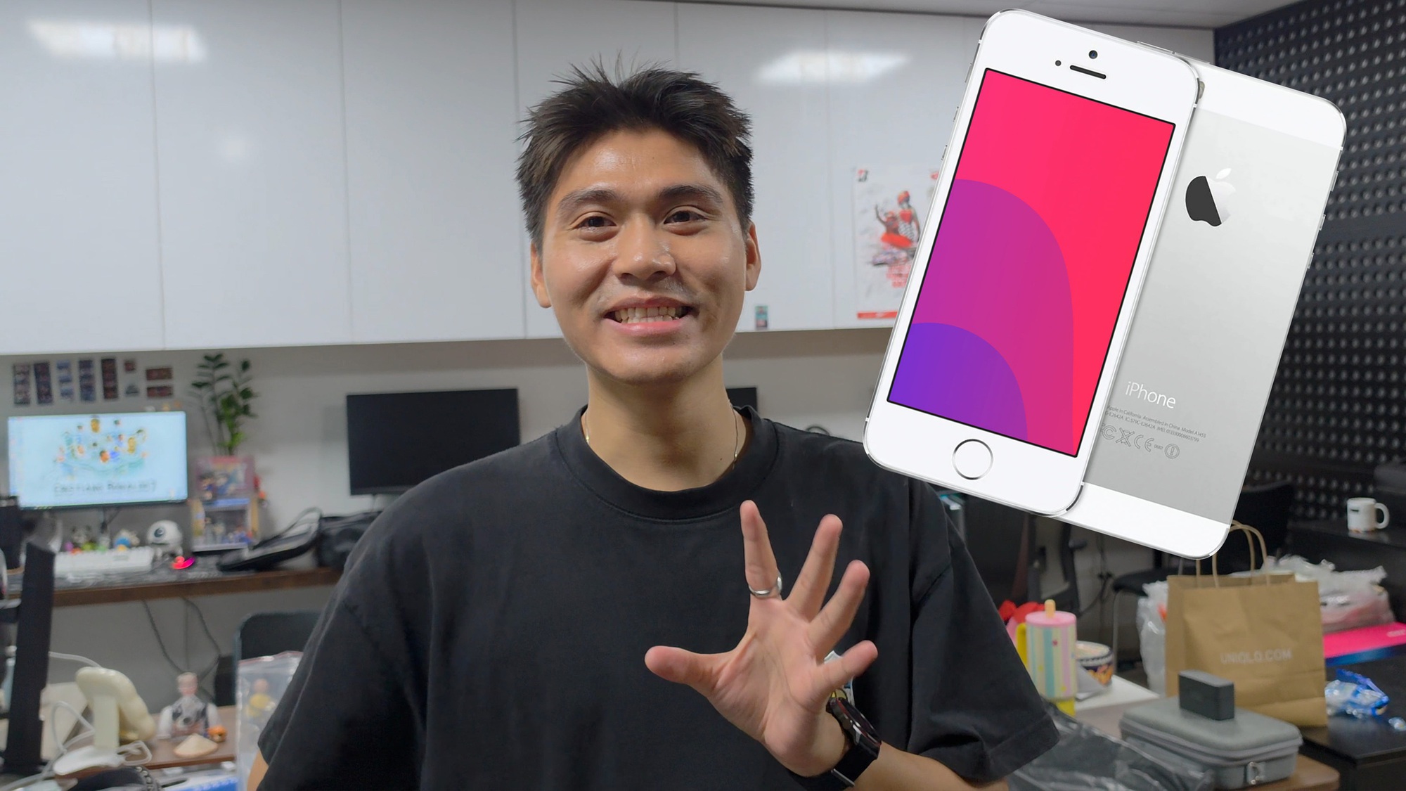 Chiếc iPhone lock kỷ niệm của Hiếu Hoàng