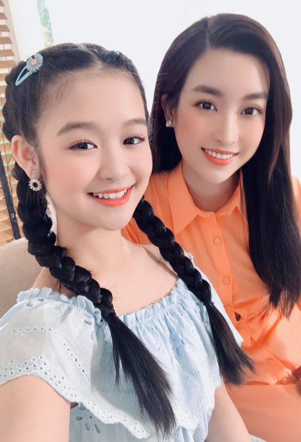 Bảo Ngọc từng đọ sắc chung với rất nhiều nàng hậu Việt, được bà Phạm Kim Dung nhận làm con nuôi