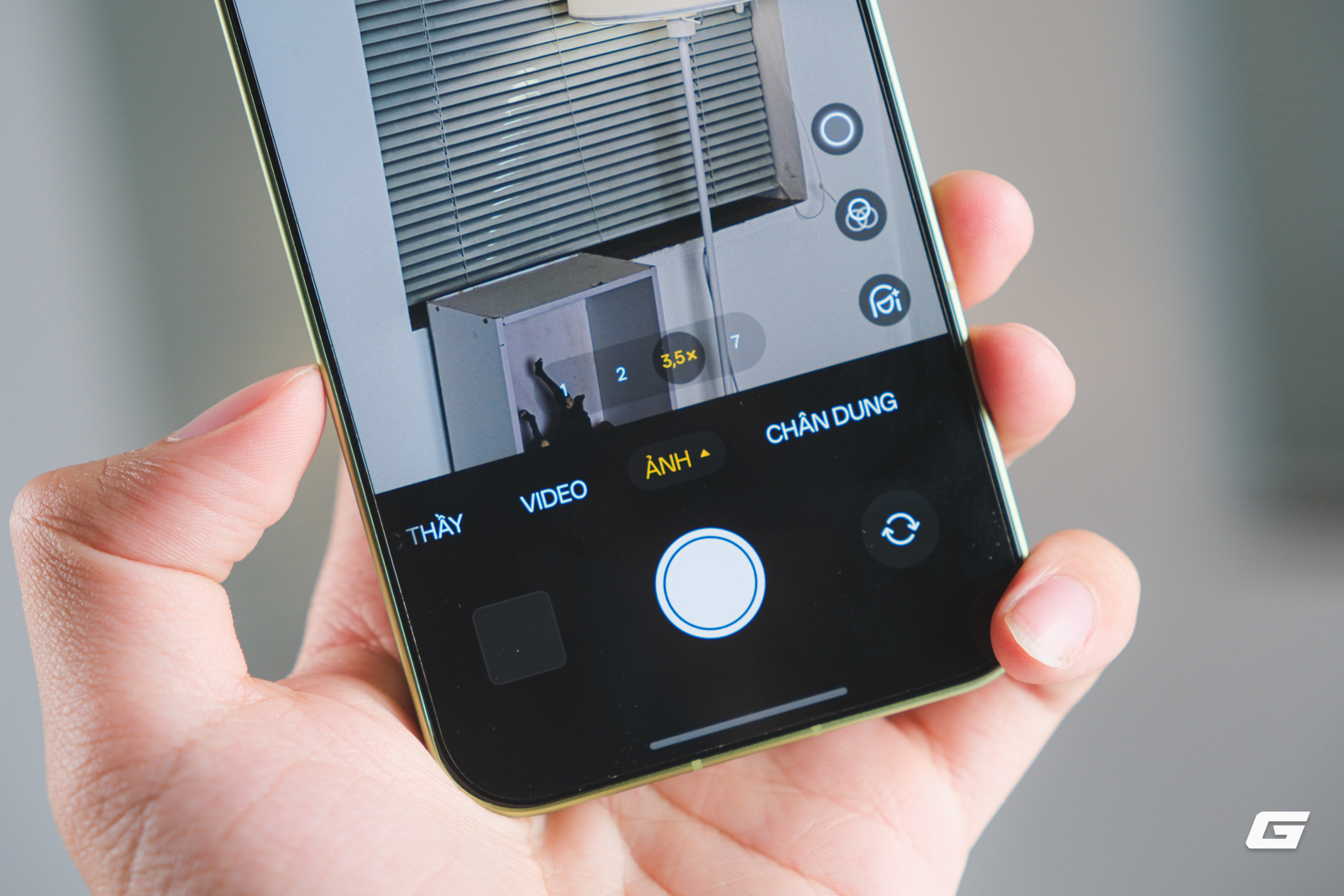 Ảnh chân dung đẹp mắt nhờ thuật toán LUMO Condensed Light