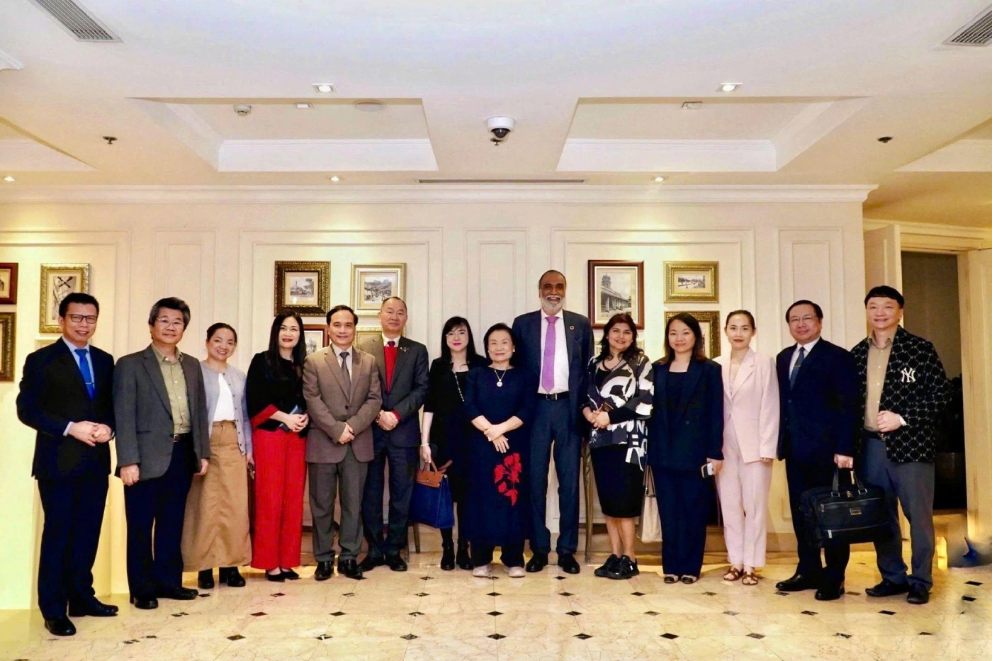 Ban lãnh đạo Tập đoàn Hoa Lâm gặp gỡ đại diện Liên Hợp Quốc