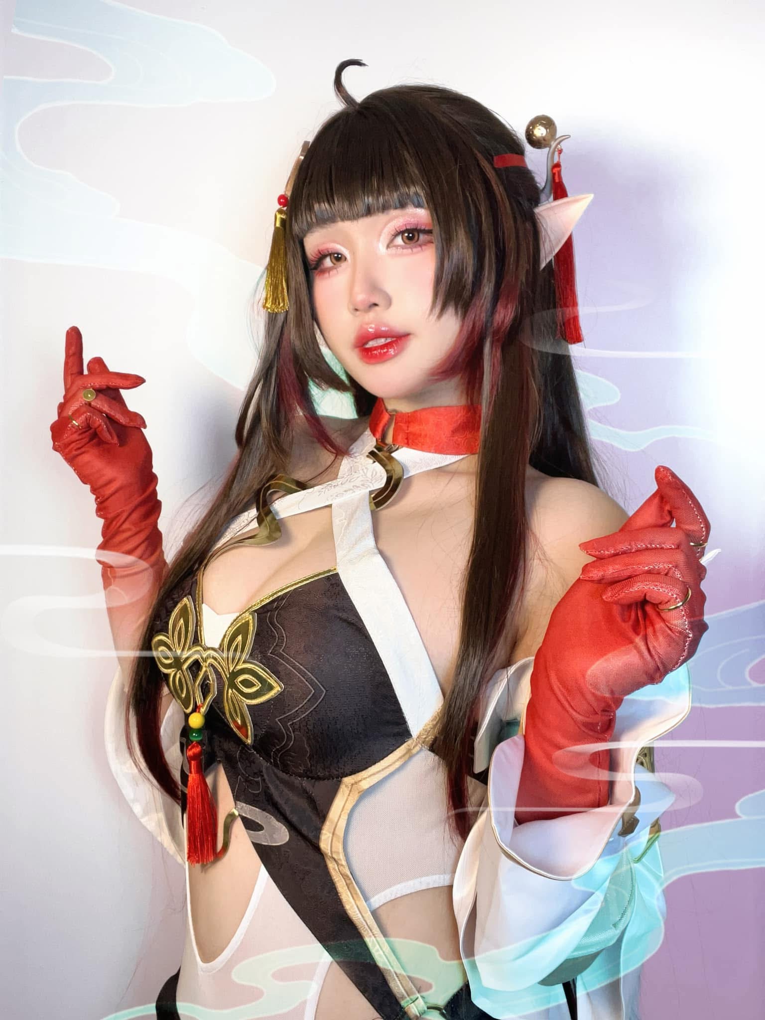 Julia Ha giản dị với nụ cười tỏa nắng