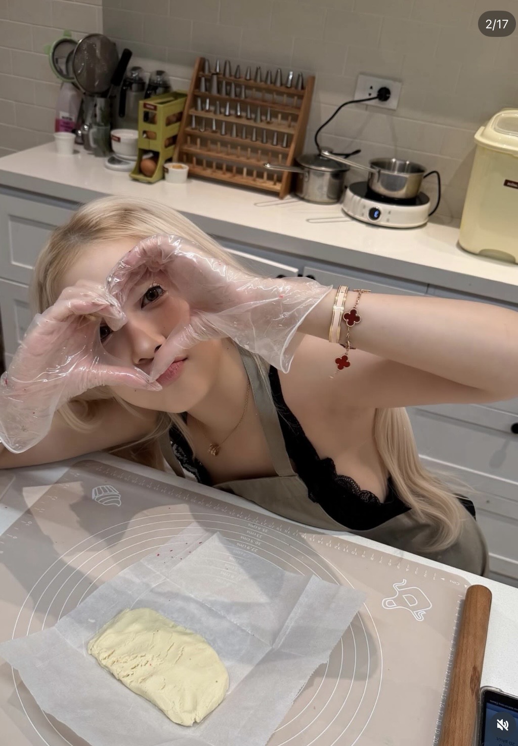 Nàng thơ vào bếp, Rosé Việt Nam khiến netizen tan chảy vì quá ngọt ngào!- Ảnh 3.