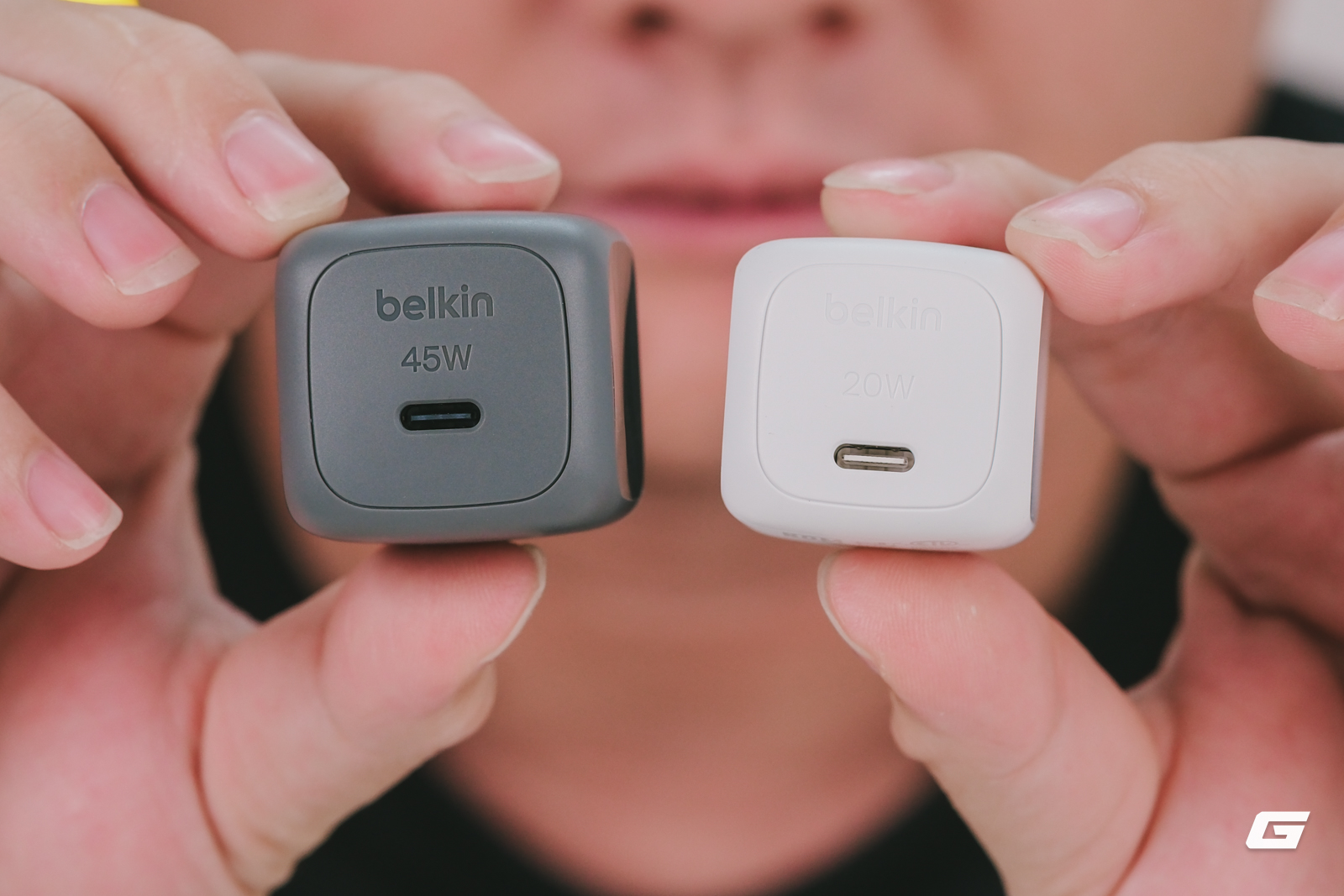 So kích thước củ sạc 45W và 20W