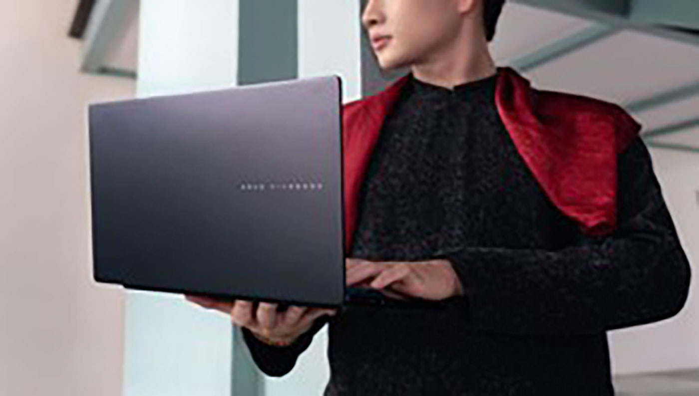 Laptop nóng và tiếng quạt gây phiền toái cho người dùng