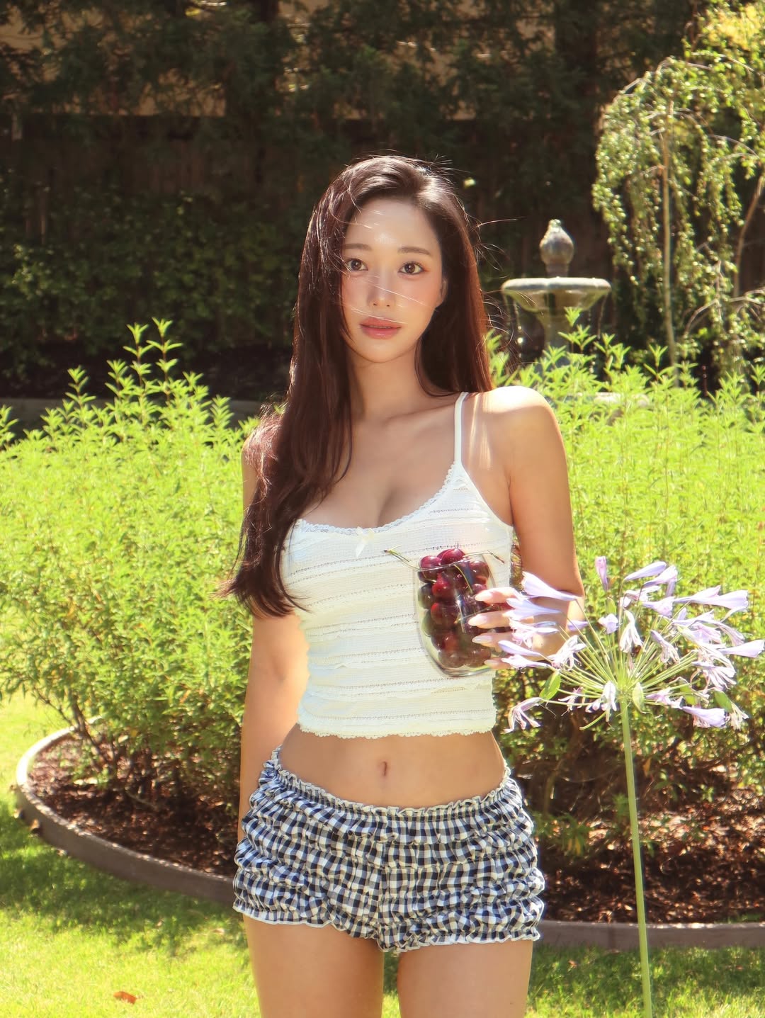 Min Ji tận hưởng cuộc sống xa hoa bên chồng CEO