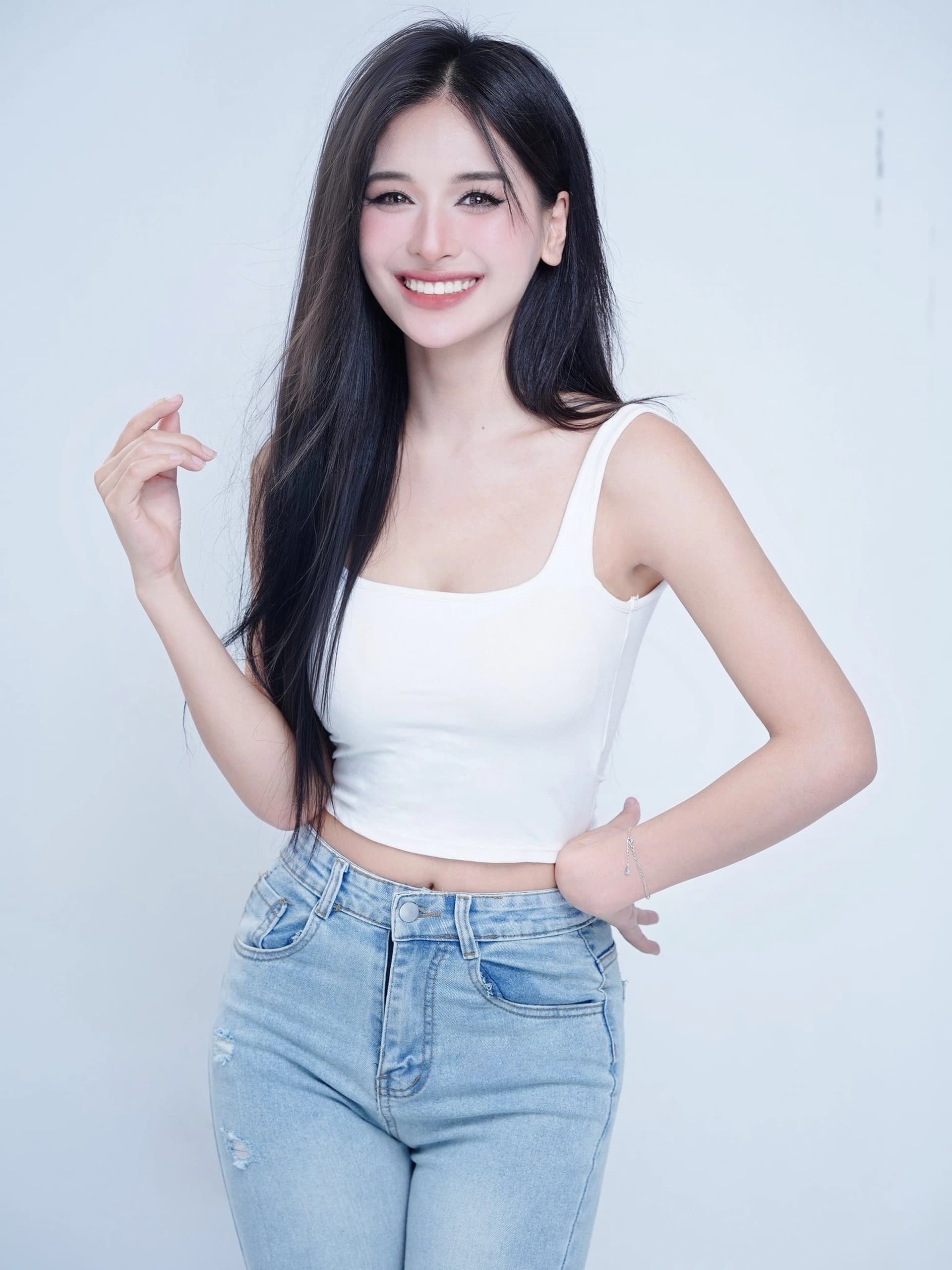 Cận cảnh nhan sắc nữ diễn viên Gen Z tốt nghiệp thủ khoa, 4 năm nhận học bổng của VTV- Ảnh 4.