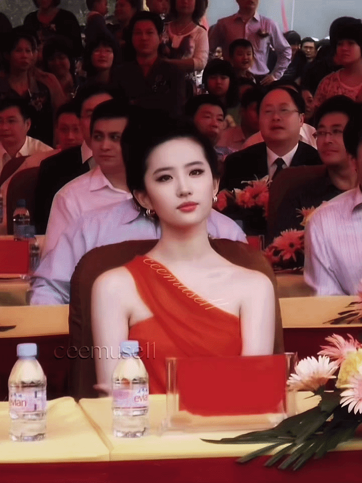 Ở nữ diễn viên toát lên thần thái chuẩn 'thần tiên'.