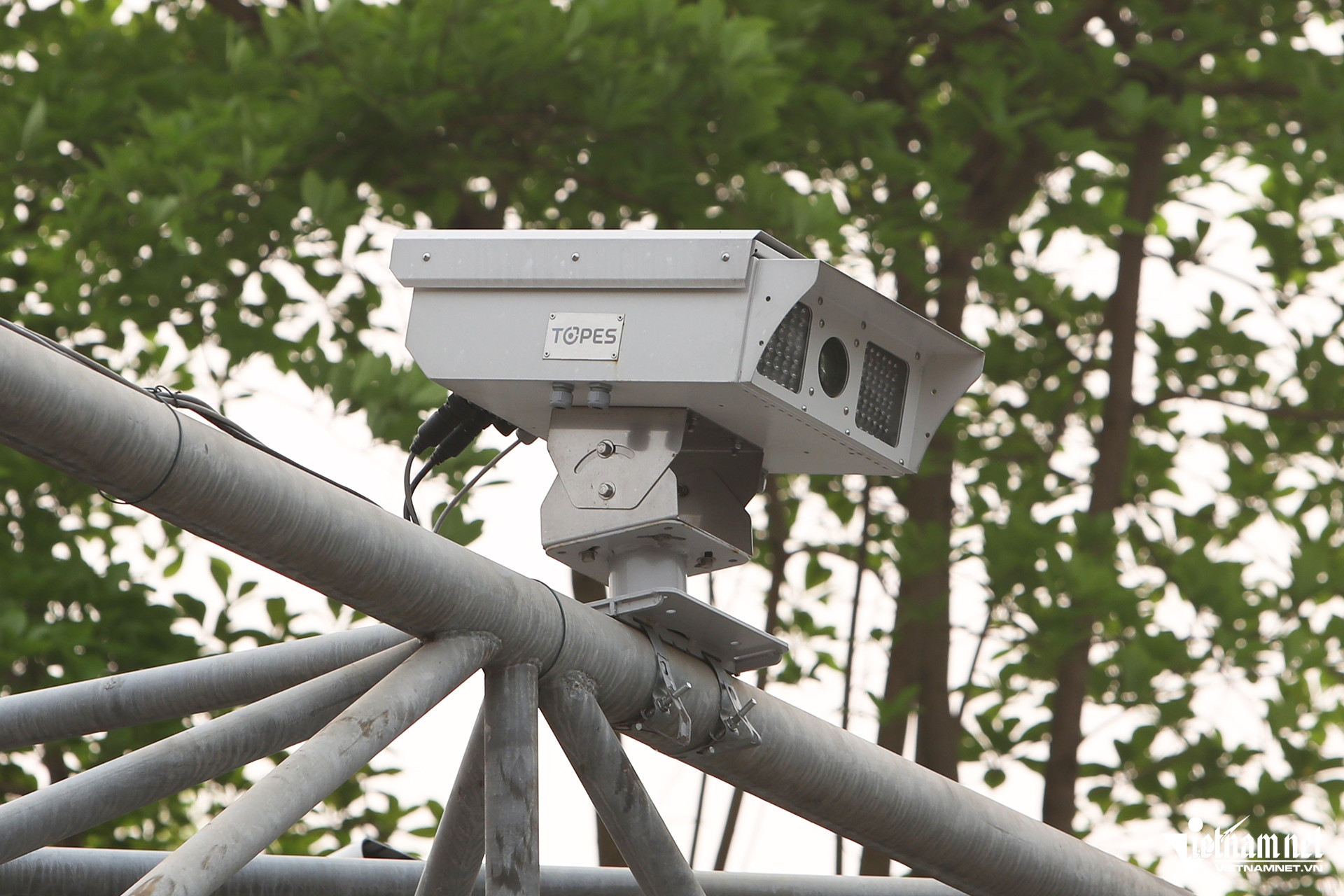 Hệ thống camera của công ty Hàn Quốc TOPES lắp đặt trên đường Võ Chí Công