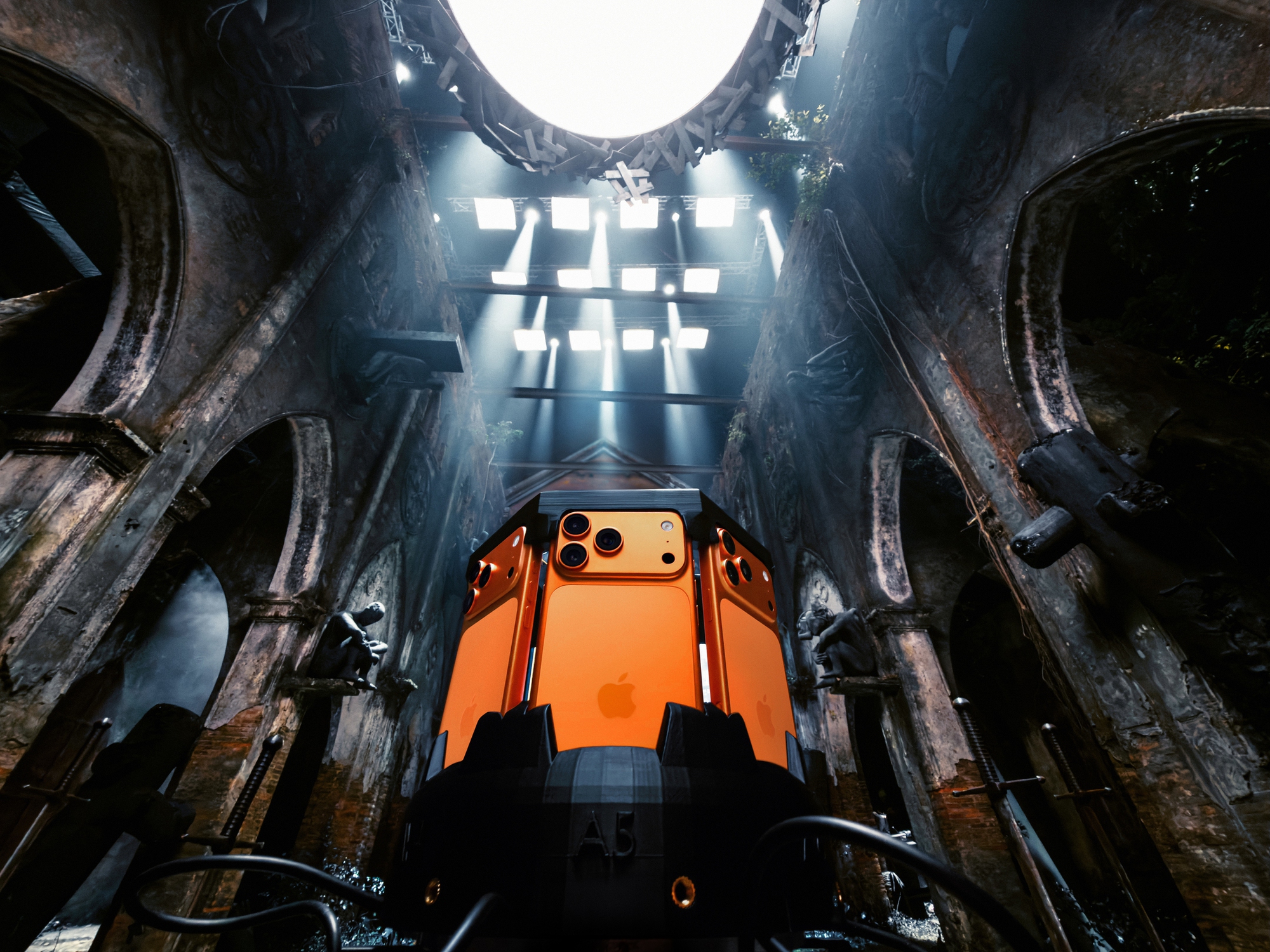 Dàn máy quay iPhone 17 Pro tại buổi ghi hình album trailer HVL