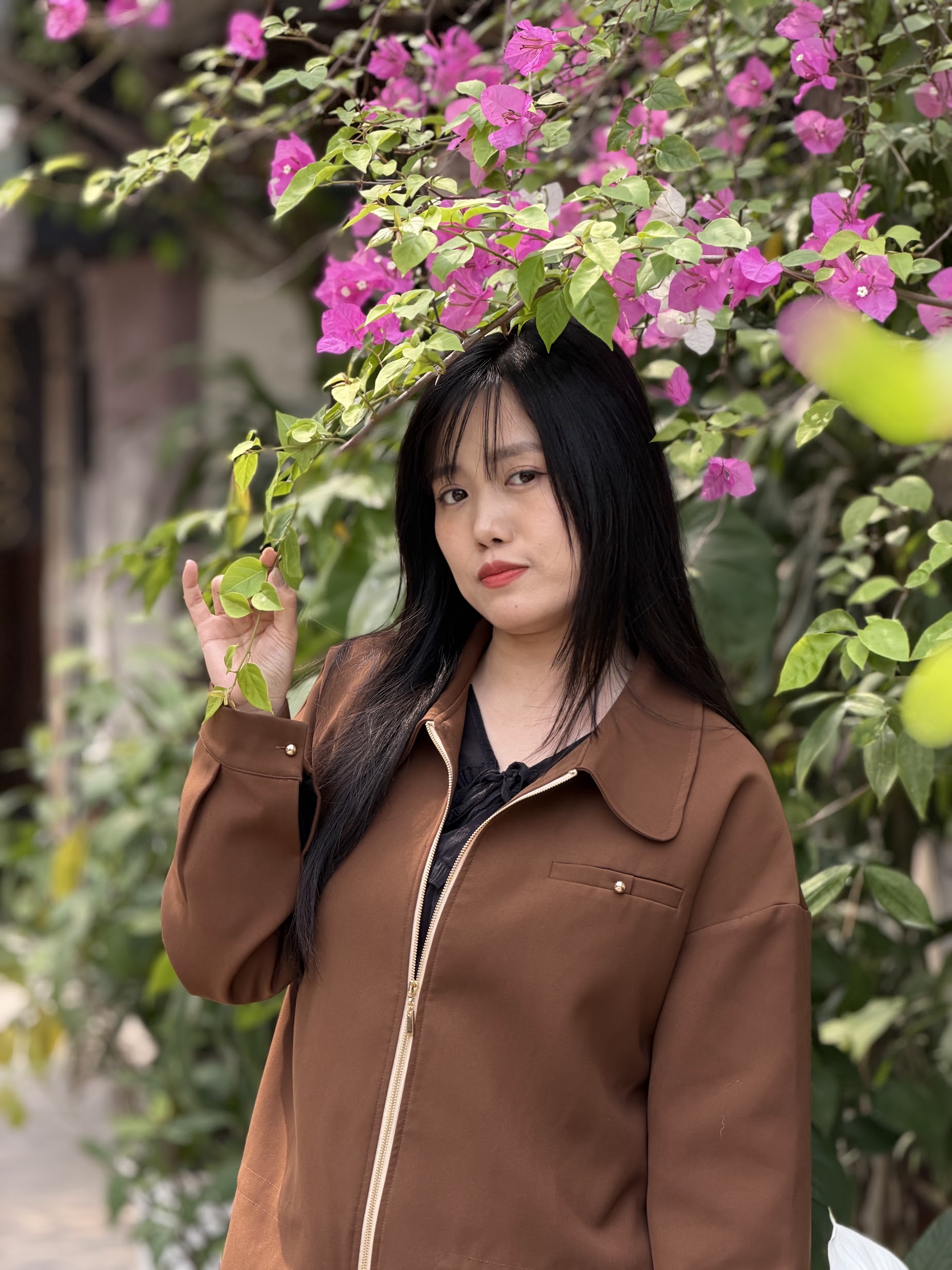 Chân dung xóa phông so sánh