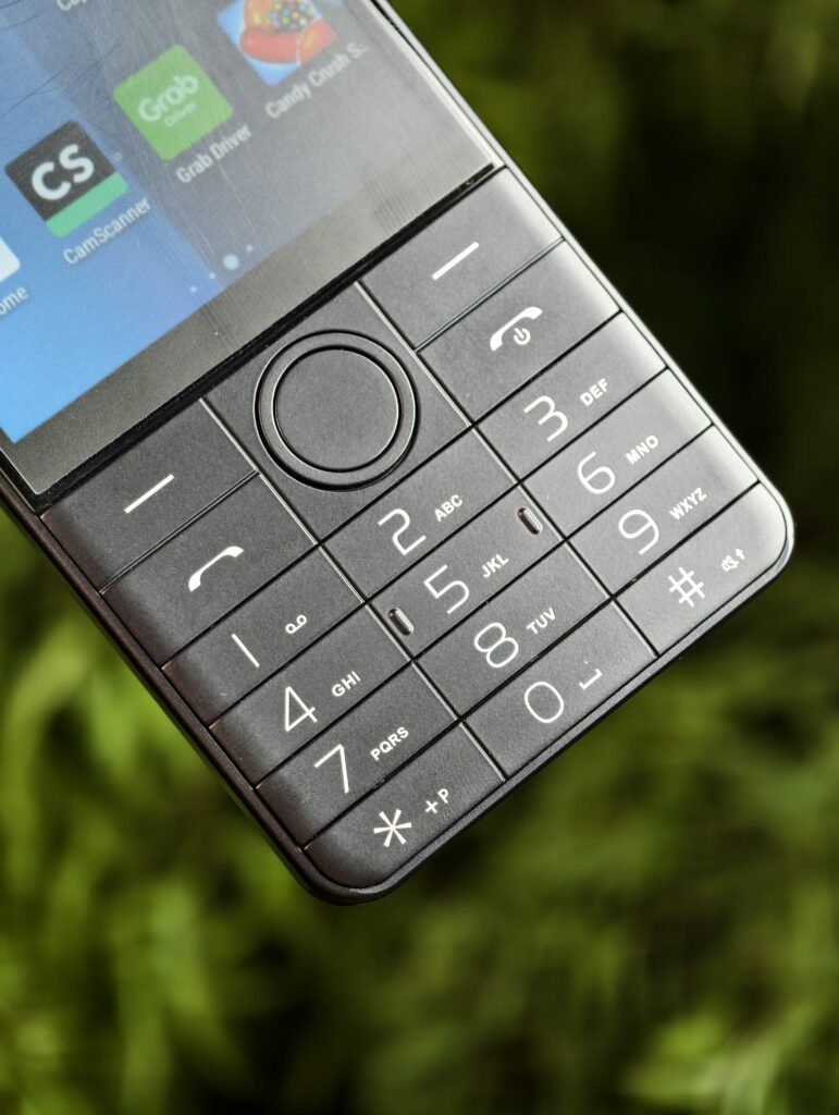 Phần mềm trên điện thoại R17 Plus Max