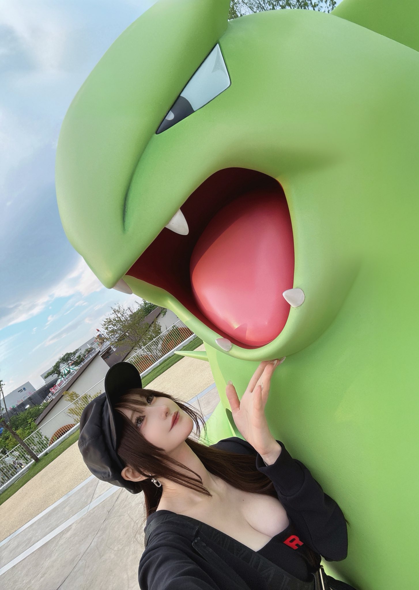 Khoảnh khắc vui sướng của hot girl xinh đẹp, khi được tận tay sở hữu bộ bài Pokémon mới toanh, nói lên nỗi lòng của anh em game thủ- Ảnh 5. Nyarumaa chia sẻ kiến thức về thẻ bài Pokémon