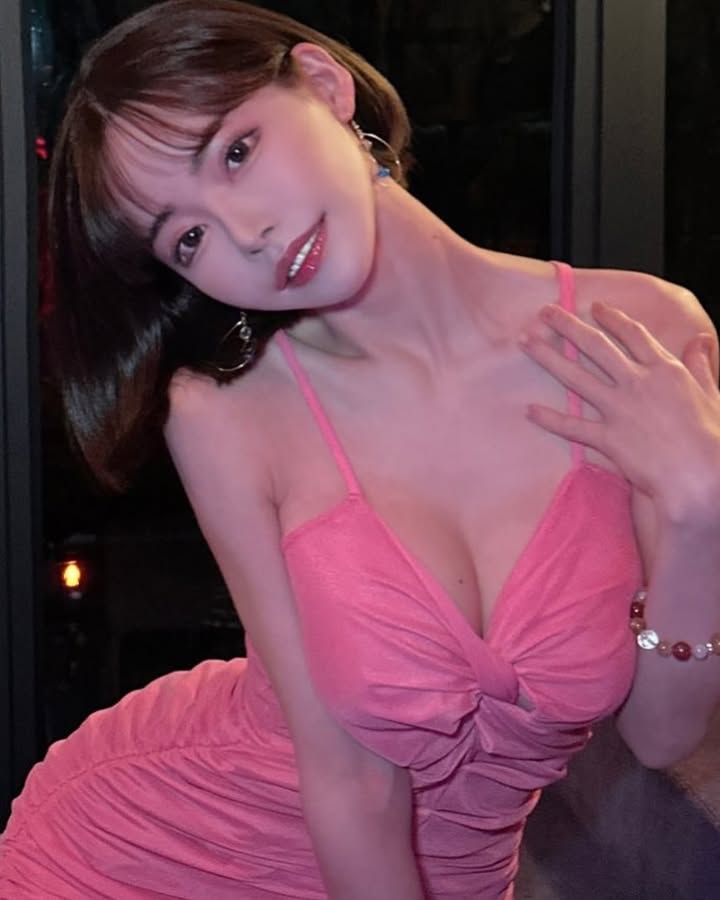 Eimi Fukada liên tục làm mới bản thân