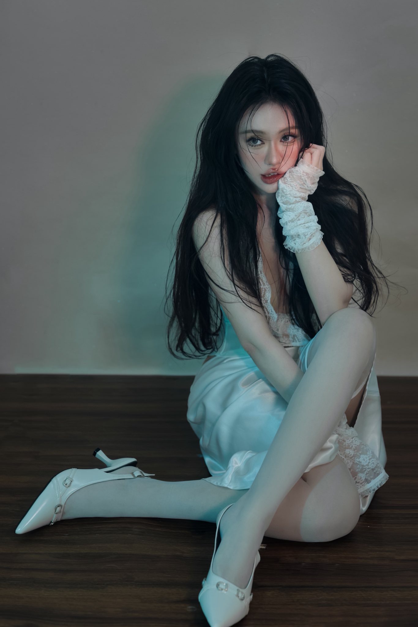 Visual thu hút mọi góc máy của hot girl