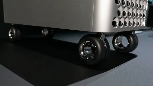 Bánh xe Mac Pro giá cao