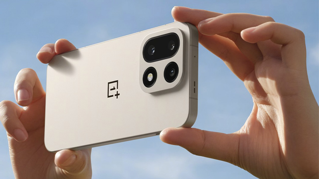 Smartphone OnePlus phiên bản màu đen