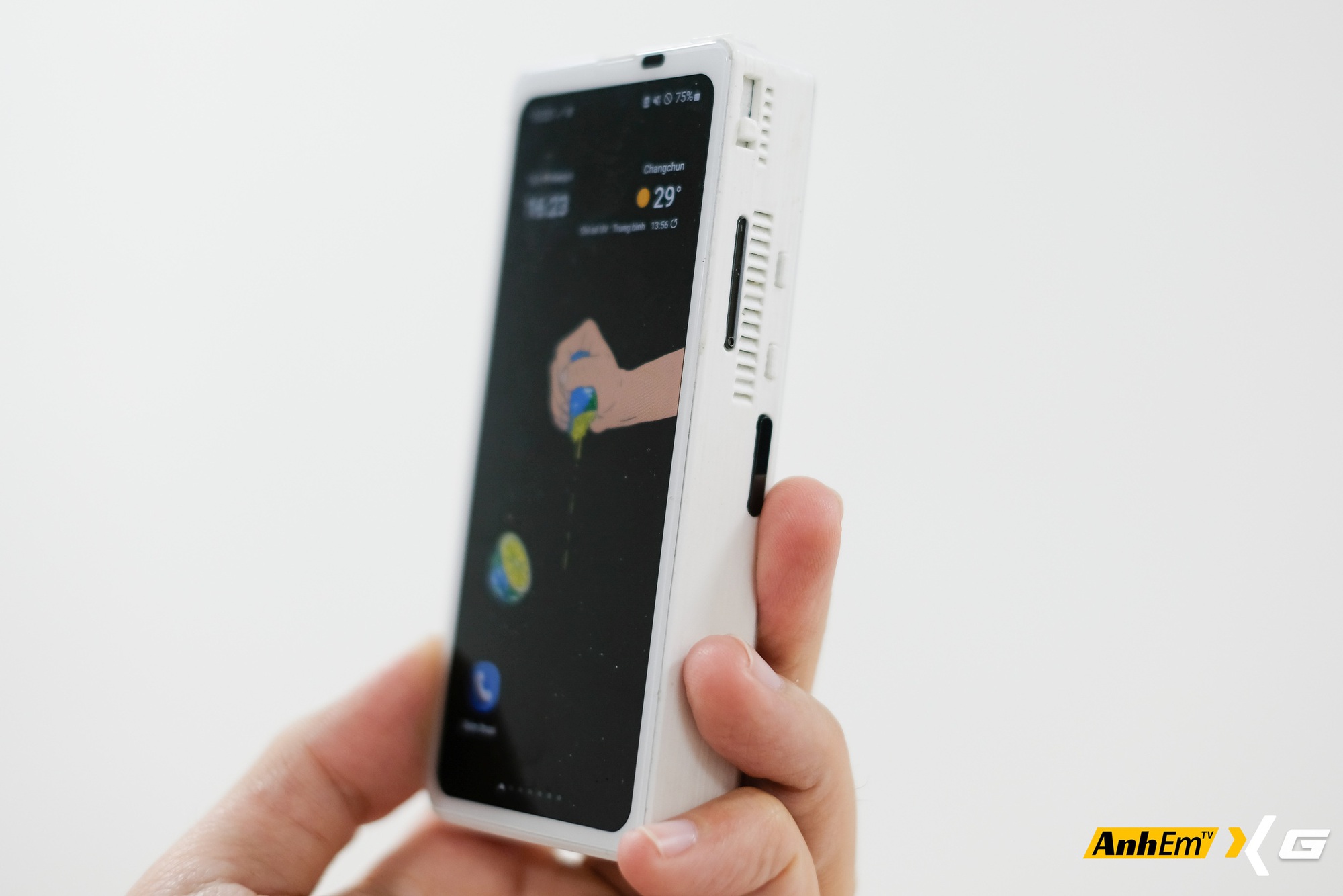 Galaxy Z Fold mini nhỏ gọn