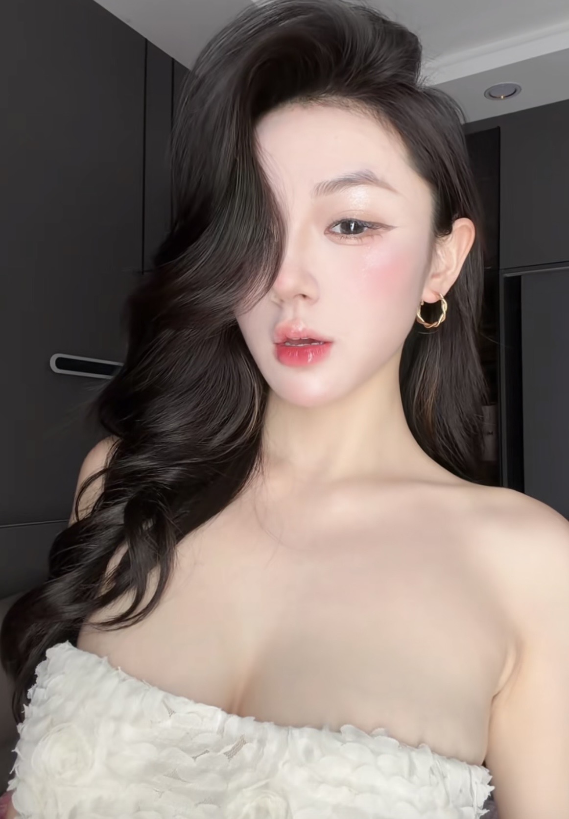 Trần Hà Linh câu view bằng bệnh xã hội Trần Hà Linh đăng tải clip về bệnh xã hội