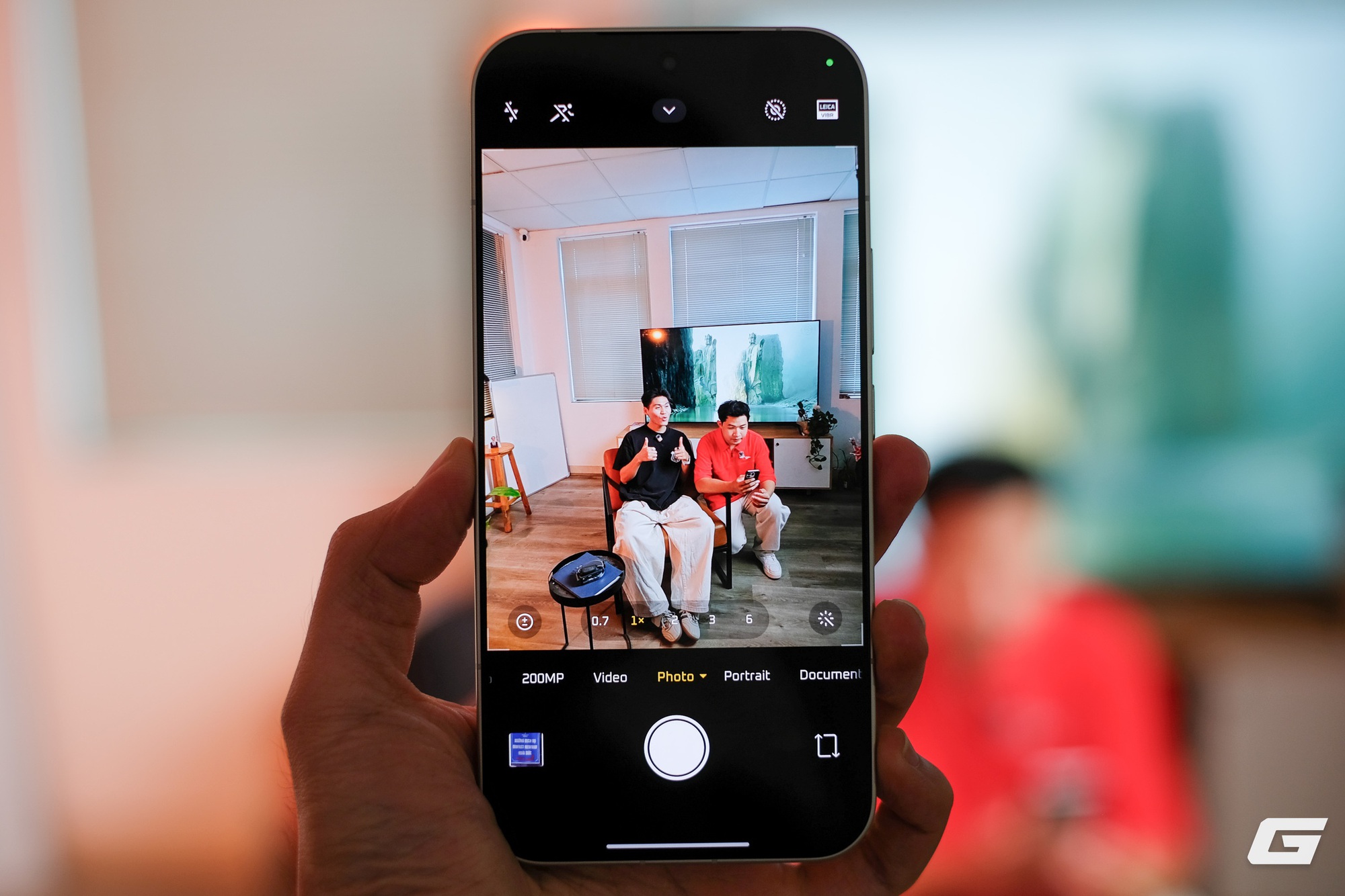 Khả năng zoom ảnh còn hạn chế ở mức xa Chất lượng zoom kỹ thuật số trên smartphone