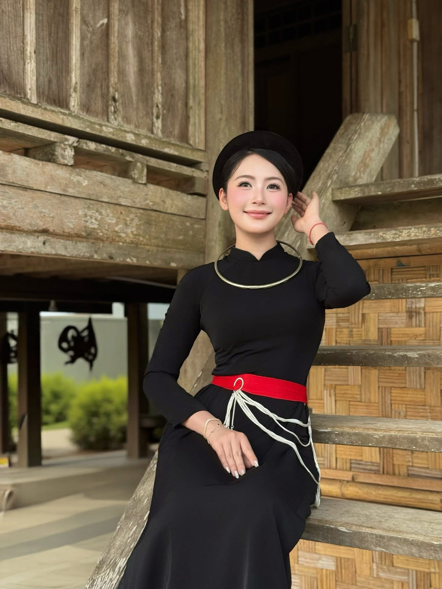 Nhan sắc trong veo của gái xinh cổ vũ đội tuyển Bồ Đào Nha- Ảnh 3. Nhan sắc trong veo của gái xinh cổ vũ đội tuyển Bồ Đào Nha