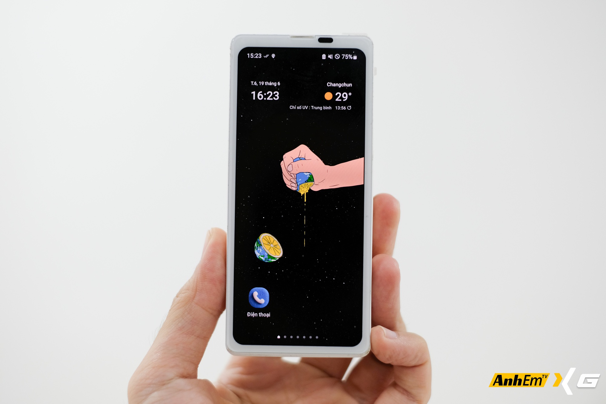 Galaxy Z Fold mini màn hình ngoài