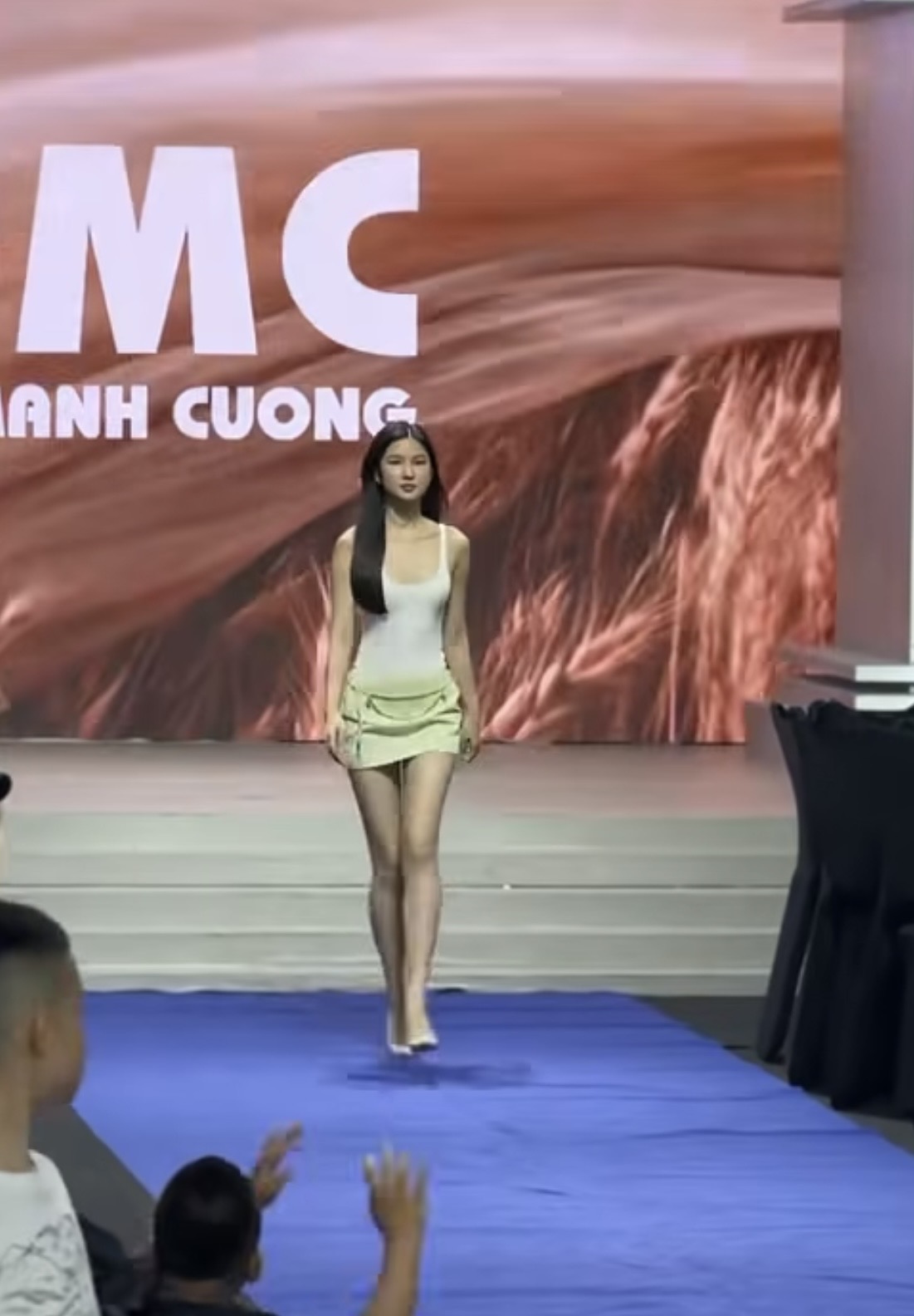 Tô Đát Kỷ bước đi chưa chắc chắn