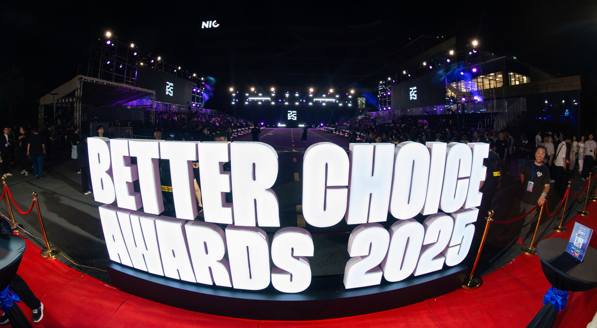 Sân khấu lễ trao giải Better Choice Awards 2025