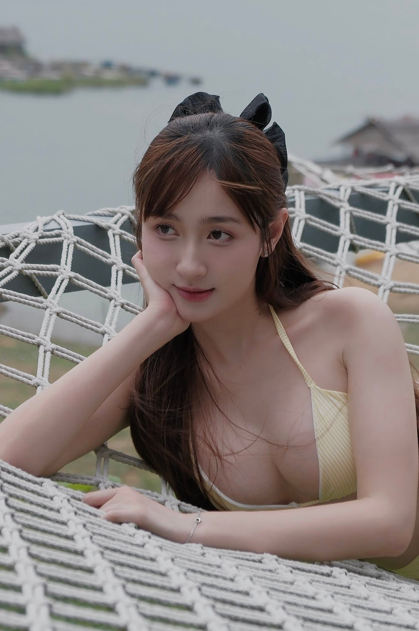 Thần thái thanh lịch của Ngọc Thủy Nữ diễn viên giữ phong cách tinh tế dù diện bikini