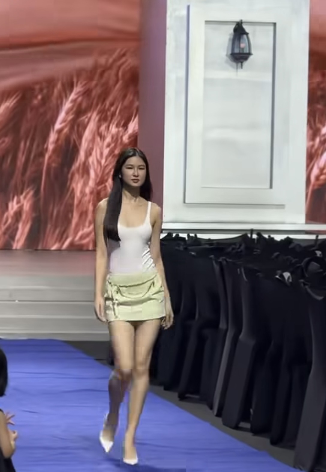 CĐM ủng hộ Nàng Mơ